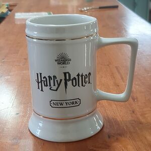 Warner Bros. Harry Potter New York Mug Gold Trim Official Licensed